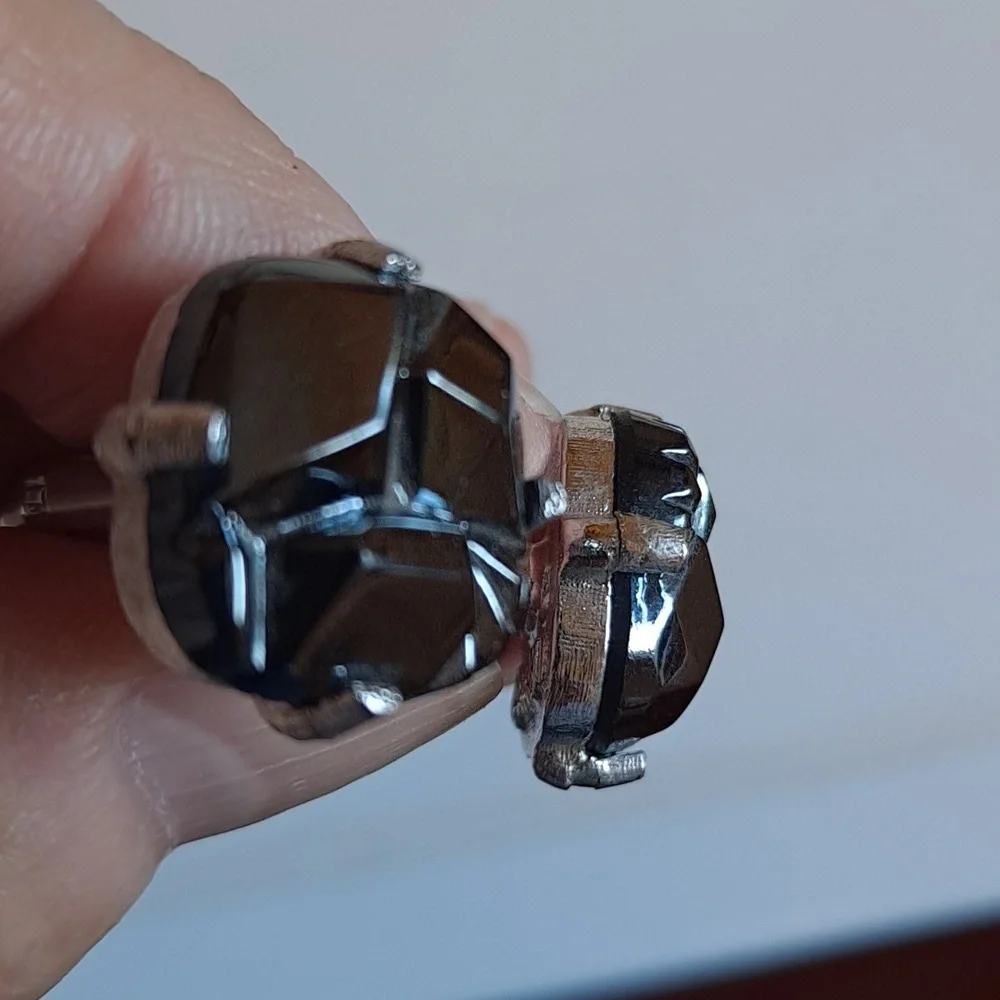 Vintage Sarah Coventry Black and Silver Cuff Links